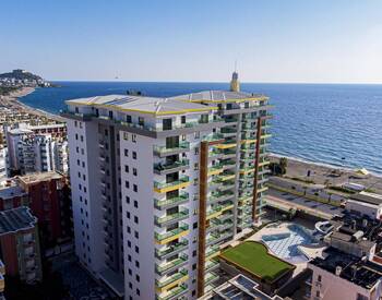 Beachfront Real Estate with Pool in Mahmutlar Alanya 2