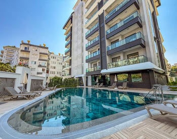 Alanya Merkezde Güvenli Site İçinde Deniz Manzaralı Daireler 2