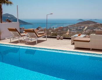 Hus Med Havsutsikt Och Uthyrnings Potential I Kalkan 1