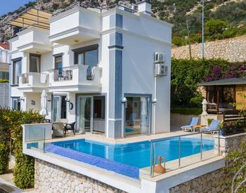Hus Med Pool Nära Till Stranden I Kalkan 1
