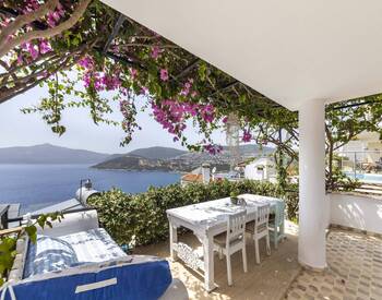 Villa Avec Vue Sur La Mer À Proximité Des Commodités À Kalkan 3