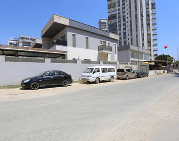 Detached House in an Exclusive Complex in Altıntaş 3