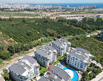 Möblerad Lägenhet Med Poolutsikt I Antalya Konyaaltı 2