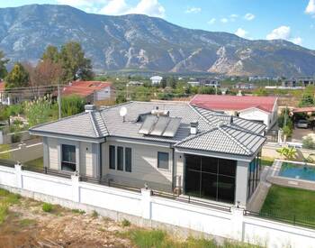 House with Pool and Mountain View in Döşemealtı, Antalya 3