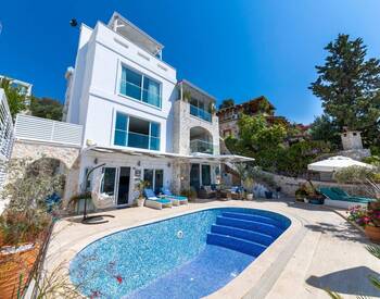 Modernes 4-zimmer-haus Mit Panoramablick Auf Das Meer In Kalkan 2