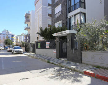 1-bedroom Flat Near Daily Amenities in Antalya Muratpaşa 3