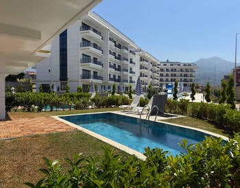 Apartments in a Complex with Resort-style Amenities in Alanya Oba 2