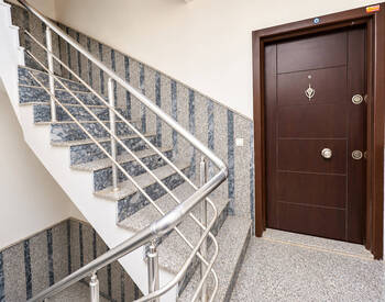 Spacious Property 400 M From the Sea in Antalya Konyaalti 1