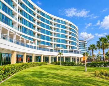 Property in a Complex with Private Beach Access in Antalya Kundu 3