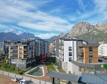 آپارتمان با منظره کوهستان در ویستا پریمیوم با استخر در کنییالتی 3