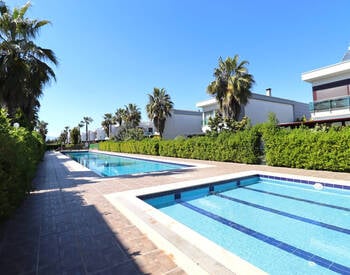 Вилла с общим бассейном в Анталии, Дёшемеалты, рядом с университетом 3