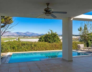 Triplexvilla Met 4 Slaapkamers En Zwembad In Antalya 3