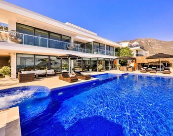 Kaş Kalkan’da Deniz ve Dağ Manzaralı Özel Havuzlu Villa 3