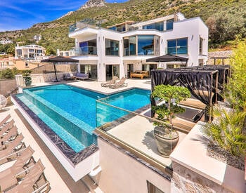 ویلای با منظره دریا با امکانات گسترده در کالکان، آنتالیا 3