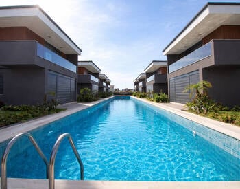 Villa in a Complex with Pool Near the Sea in Manavgat Antalya 1