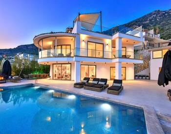 Villa Med 5 Sovrum, Pool Och Parkeringsplats I Kalkan Antalya 2