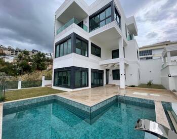 Ready-to-move Villa with Private Pool in Alanya Kargıcak 1