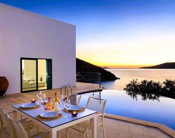 Villa with Private Pool and View in Kalkan Antalya 1