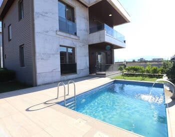 Luxe Vrijstaande Villa Met Privézwembad In Dosemealti, Antalya 1
