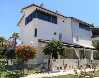 Villa Jumelée Avec Piscine Commune À Antalya Kadriye 1