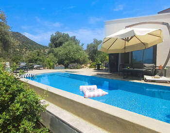 4-bedroom Stylish Villa with Pool in Antalya Kas 3