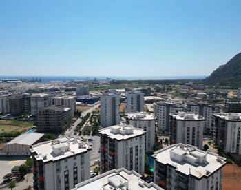 Tenis Resort Apartment with Rich Amenities in Antalya Konyaaltı 3