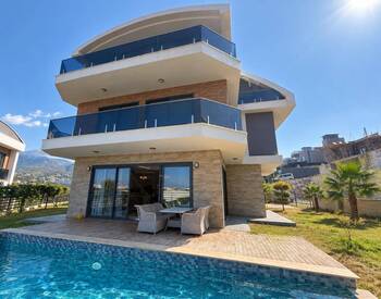 Freistehende 7-zimmer-villa Mit Pool In Alanya 3