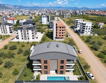 Antalya Döşemealtı'nda Yatırıma Uygun Havuzlu Sıfır Bina 3
