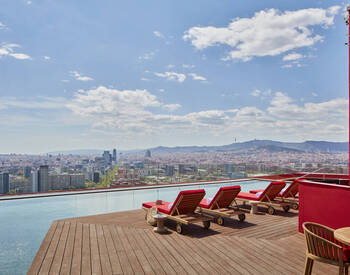 Milieuvriendelijke Woningen Met Zwembad En Fitnessruimte In Barcelona 2