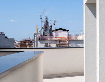 عقارات في مجمع به مسبح في برشلونة أندرو 2