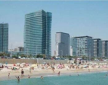 Seafront Duplex Penthouse in Central Barcelona 2