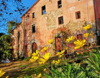 Земля в Барселоне, Вальроманес, с инвестиционным потенциалом 1