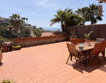 Barselona Sitges'te Havuzlu Sitede Deniz Manzaralı Villa 2