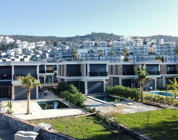Muğla Milas'ta Marina Manzaralı Satılık Lüks Evler 3
