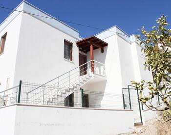 Well-located Apartment with Stylish Design in Bodrum Turgutreis 1