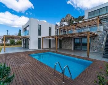 Luxury Pool Villas Close to the Center and Marina in Bodrum 2