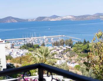 Sea View Apartment Suitable for Investment in Mugla Gulluk 1
