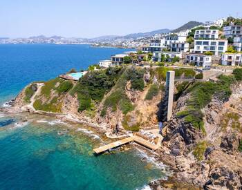 Sea View Apartments in a Seafront Complex in Bodrum 1