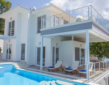Furnished Detached House with 4 Bedrooms in Fethiye Ovacik 2