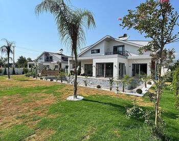 خانه های مستقل در یک مجتمع با استخر در Çaliş Fethiye 1