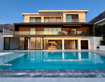 Moderne Stijlvolle Villa Omringd Door Natuur In Ölüdeniz 1