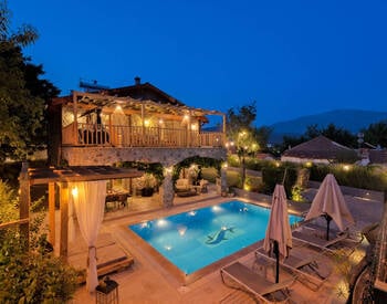 2 Stenen Huizen Te Koop Voor Eén Prijs In Kayaköy Fethiye 2
