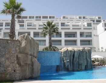 Muğla Milas’ta Havuzlu Sitede Deniz Manzaralı Dubleks Daire 3