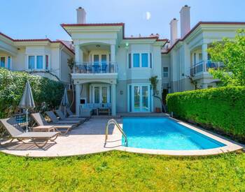 Charmante Semi-vrijstaande Villa Met Privézwembad In Fethiye 1