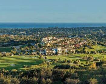 Exclusive Lands with Sea and Golf Views in Cádiz 2