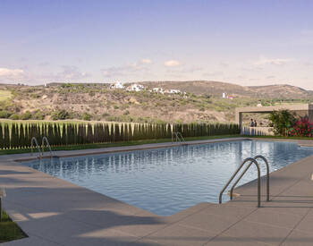 Cadiz La Alcaidesa'da Golf Sahasına Yakın Geniş Daireler 3