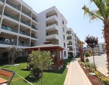 Real Estate in a Complex with a Pool Near the Sea in Tömük, Mersin 2