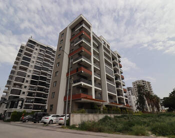 آپارتمان نوساز با استخر در مرسین اردملی 2