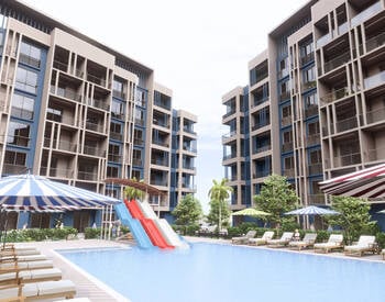 Sea-view Apartments Near the Beach in Mersin 1