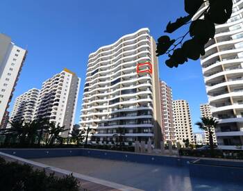 Gloednieuw 2-slaapkamerappartement Vlakbij De Zee In Mersin 1